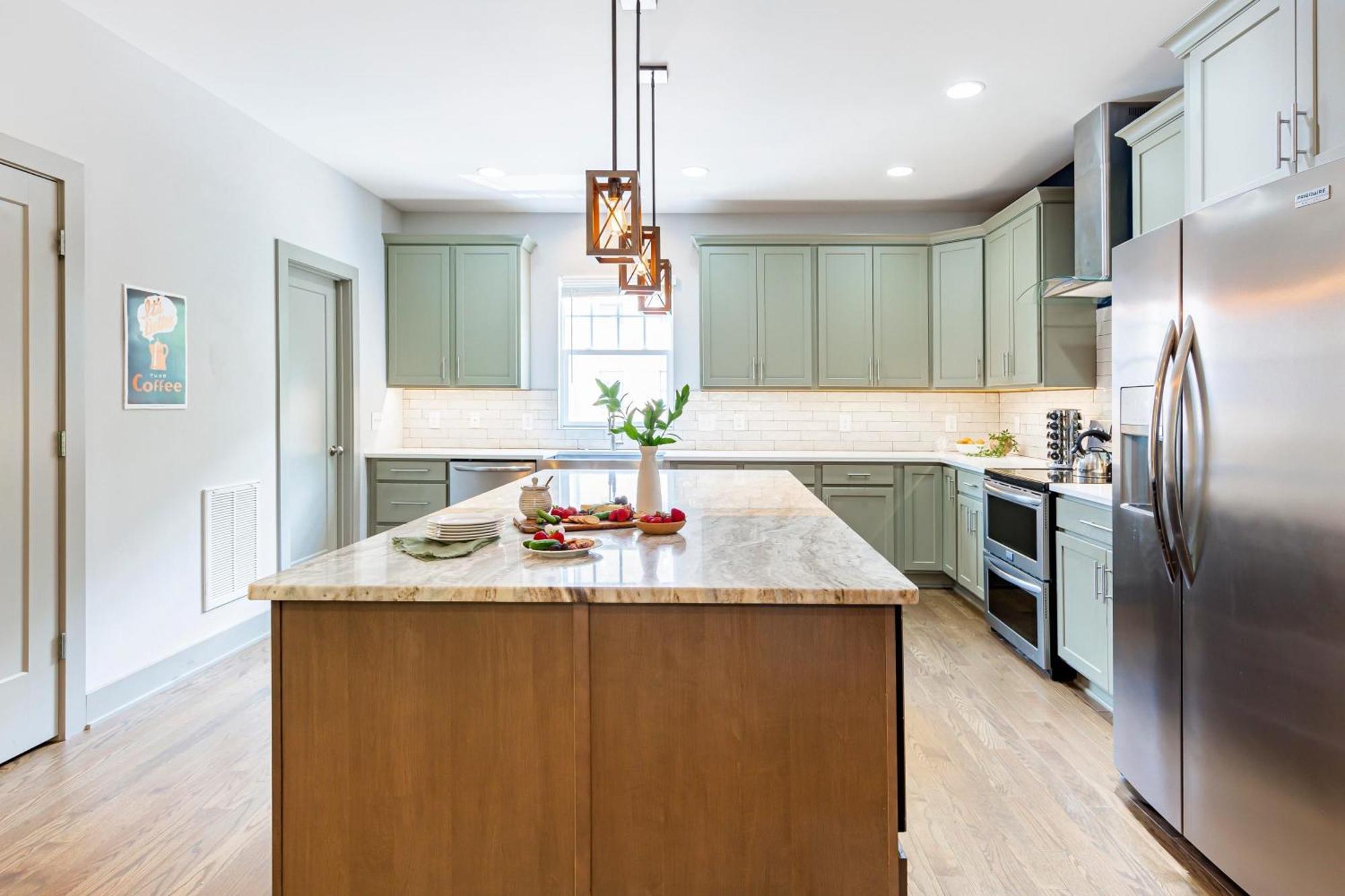 Waverly By Avantstay Nashville-Inspired Townhome W Luxury Kitchen Pool Table Exterior foto